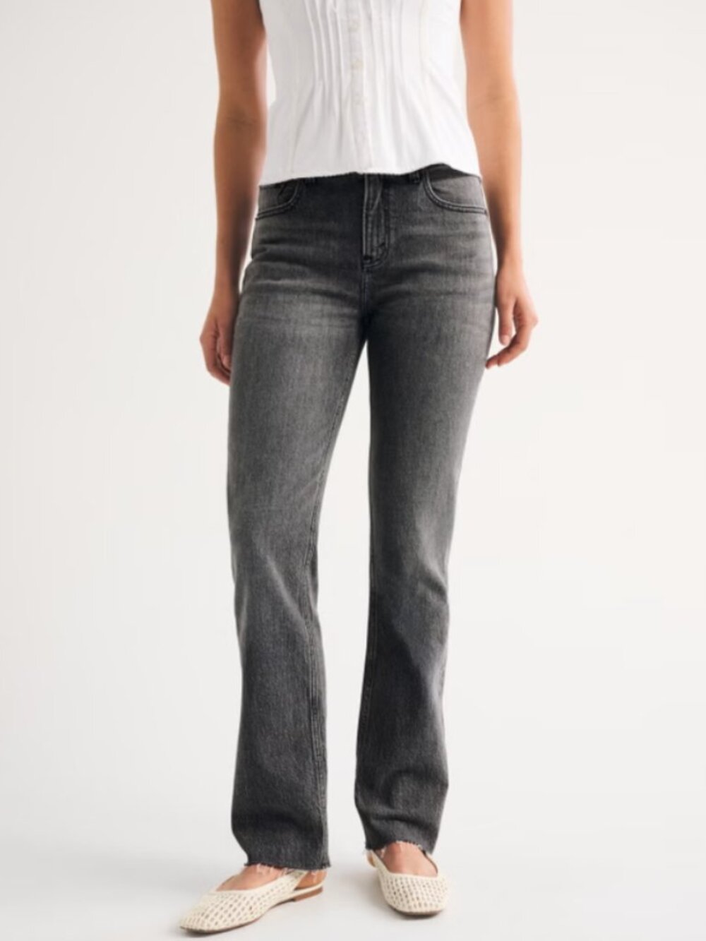 Abercrombie Curve Love Ultra High Rise 90s Straight Jean Grey Women's Size 0/25